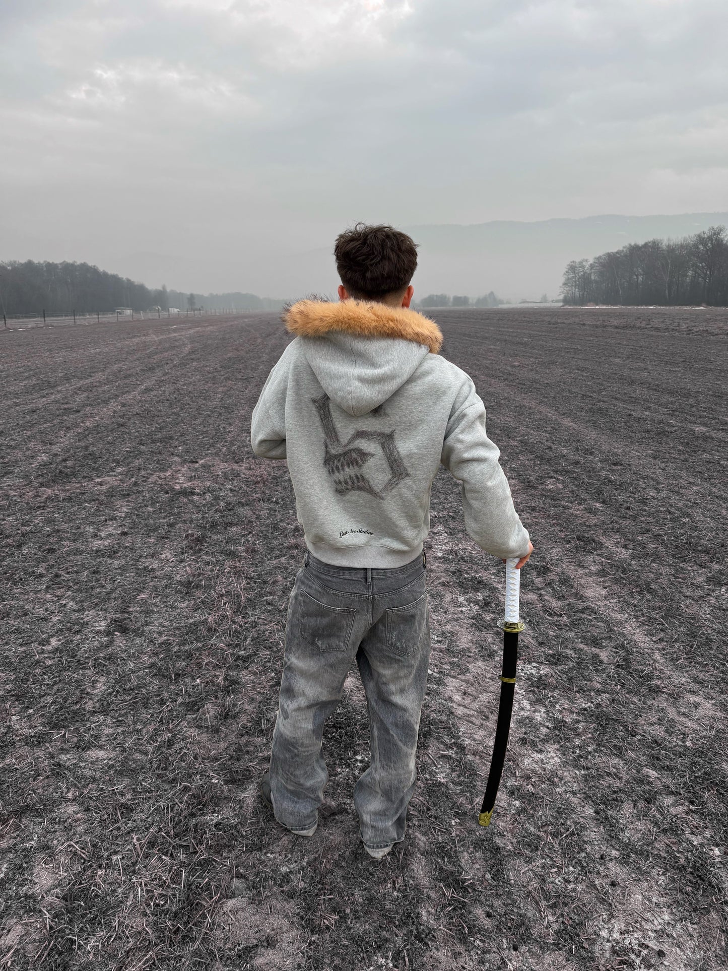 GRIND PANTERA FUR ZIP UP